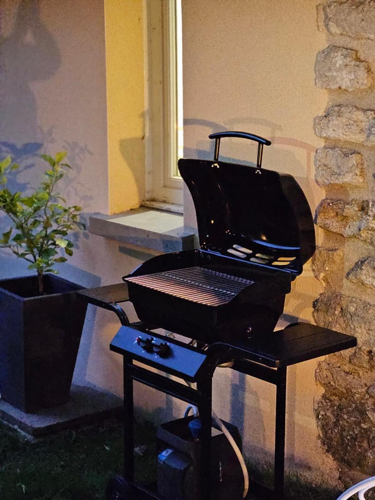 Le Relais Des Clefs - Au Calme Du Gatinais - Escapade A Deux - Terrasse Privee - Wifi - Offre Romantique Sur Demande Valpuiseaux Eksteriør bilde